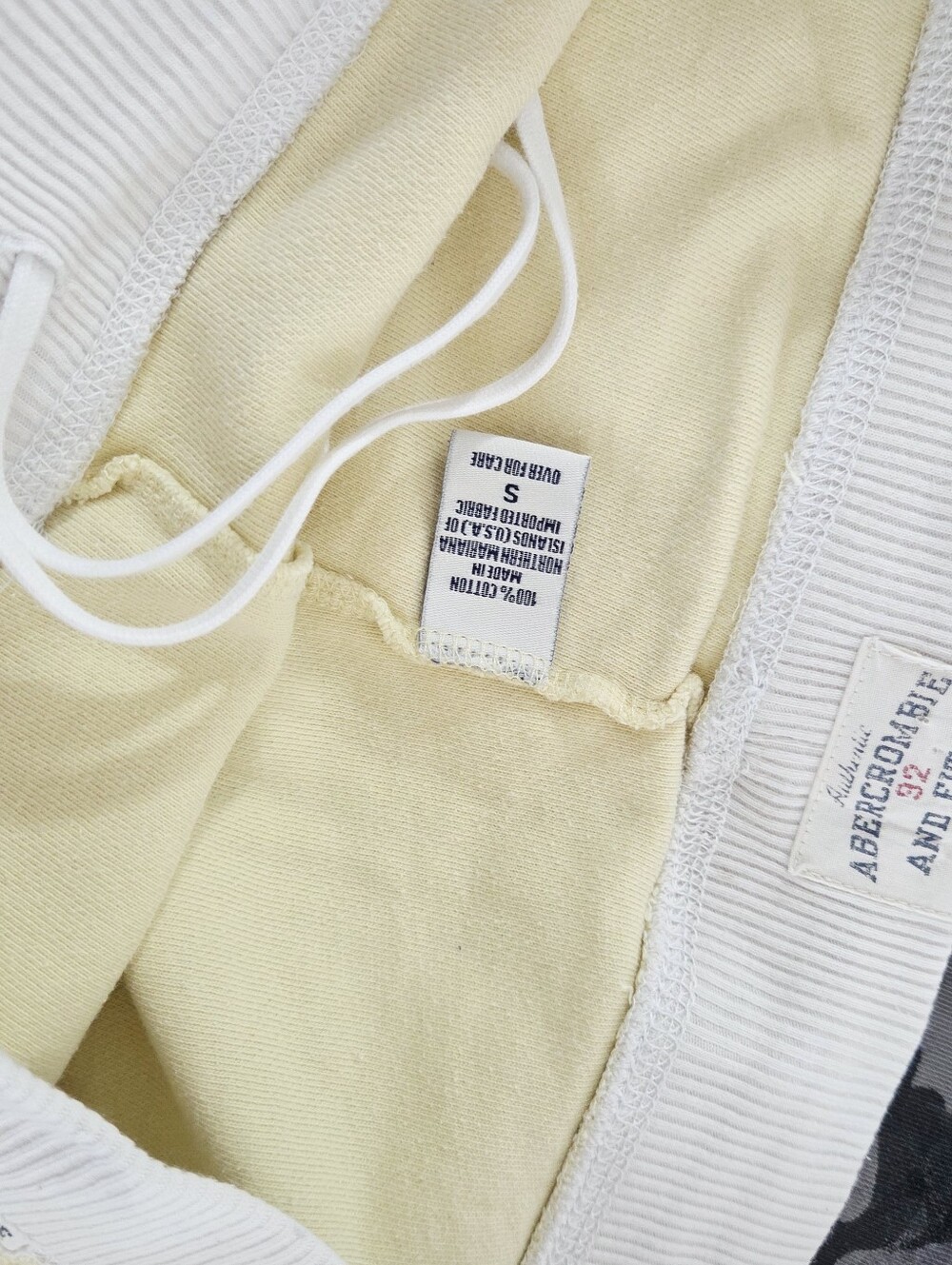 Abercrombie & Fitch Vintage Y2K Knit Track Shorts butter yellow 2000s Size Small - Picture 5 of 6